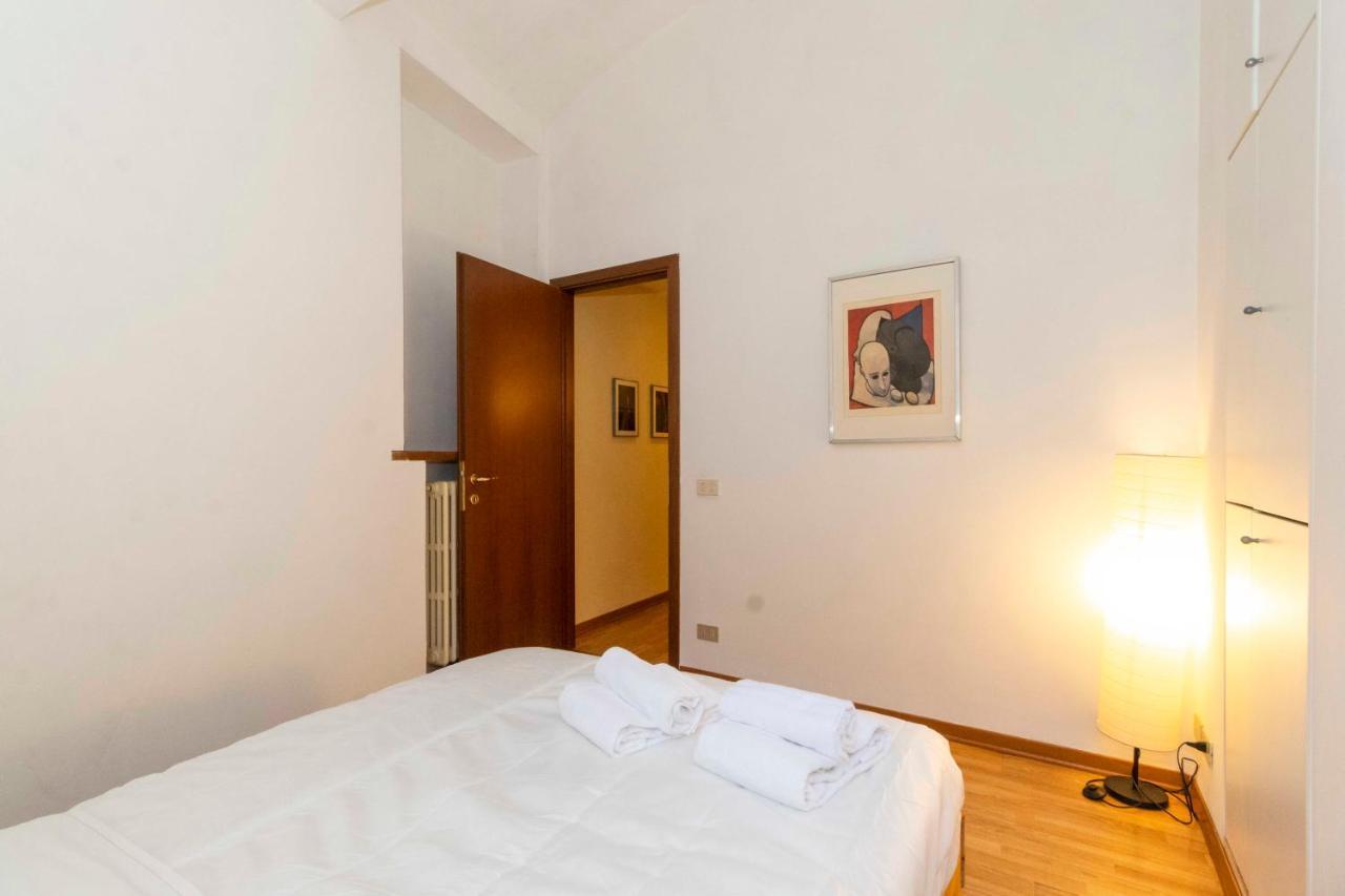 Porta Nuova & San Salvario Roomy Flat Turin Exterior foto